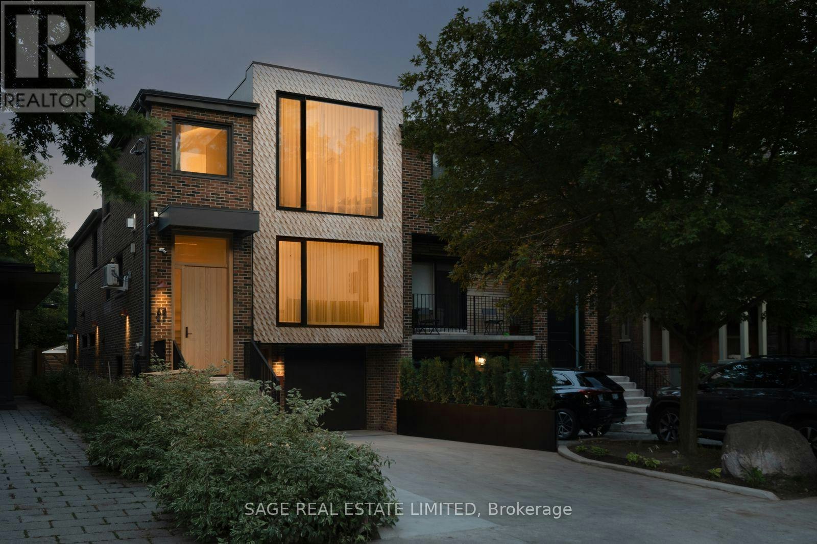 47 Delaware Avenue, Toronto, ON, M6H 2S8