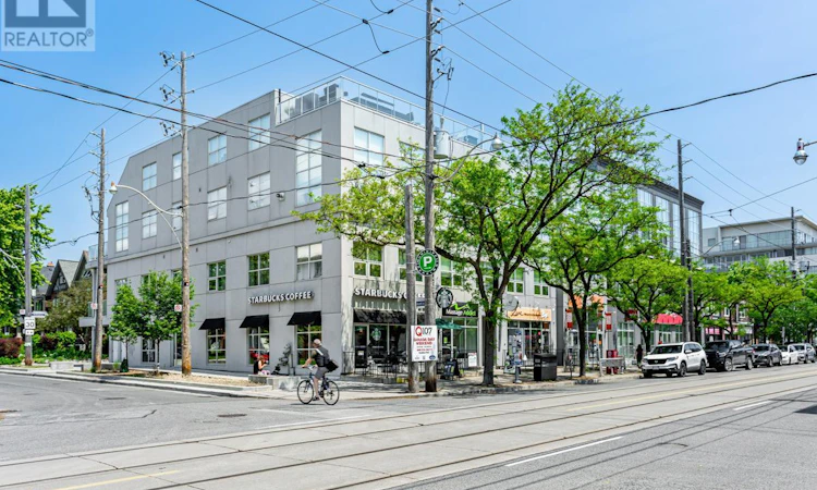 304-1842 Queen Street E