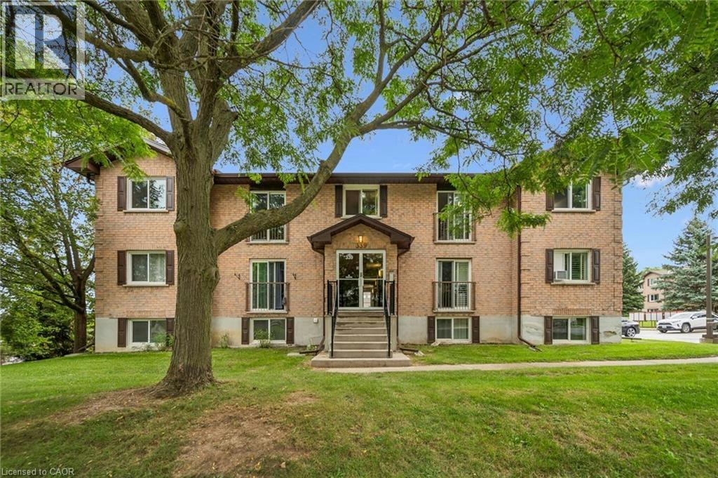 8-339 Northlake Drive, Waterloo, ON, N2V 1Z1