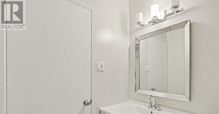 1377 Guthrie Street, Ottawa, ON, K2H 7B8 - 11