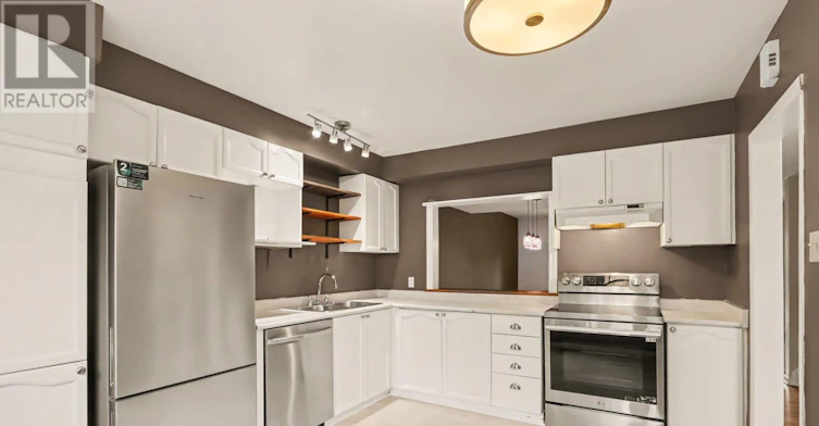 1377 Guthrie Street, Ottawa, ON, K2H 7B8 - 5