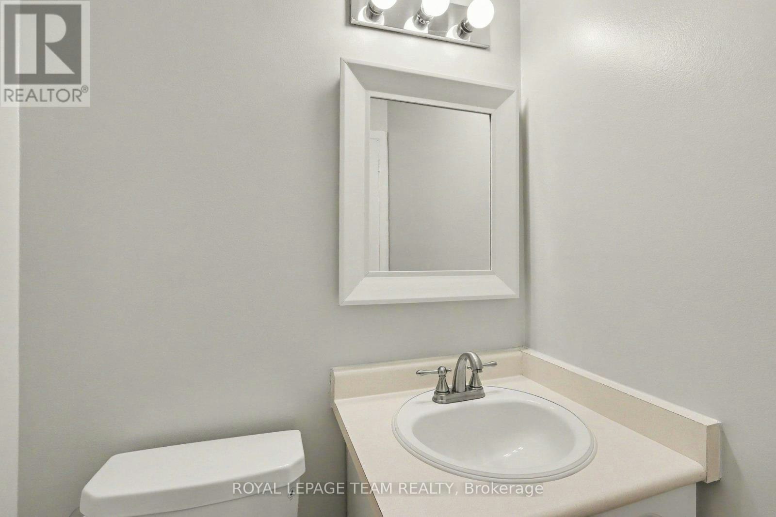1377 Guthrie Street, Ottawa, ON, K2H 7B8 - 7