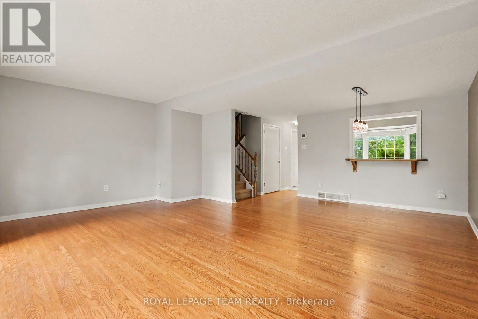 1377 Guthrie Street, Ottawa, ON, K2H 7B8 - 3