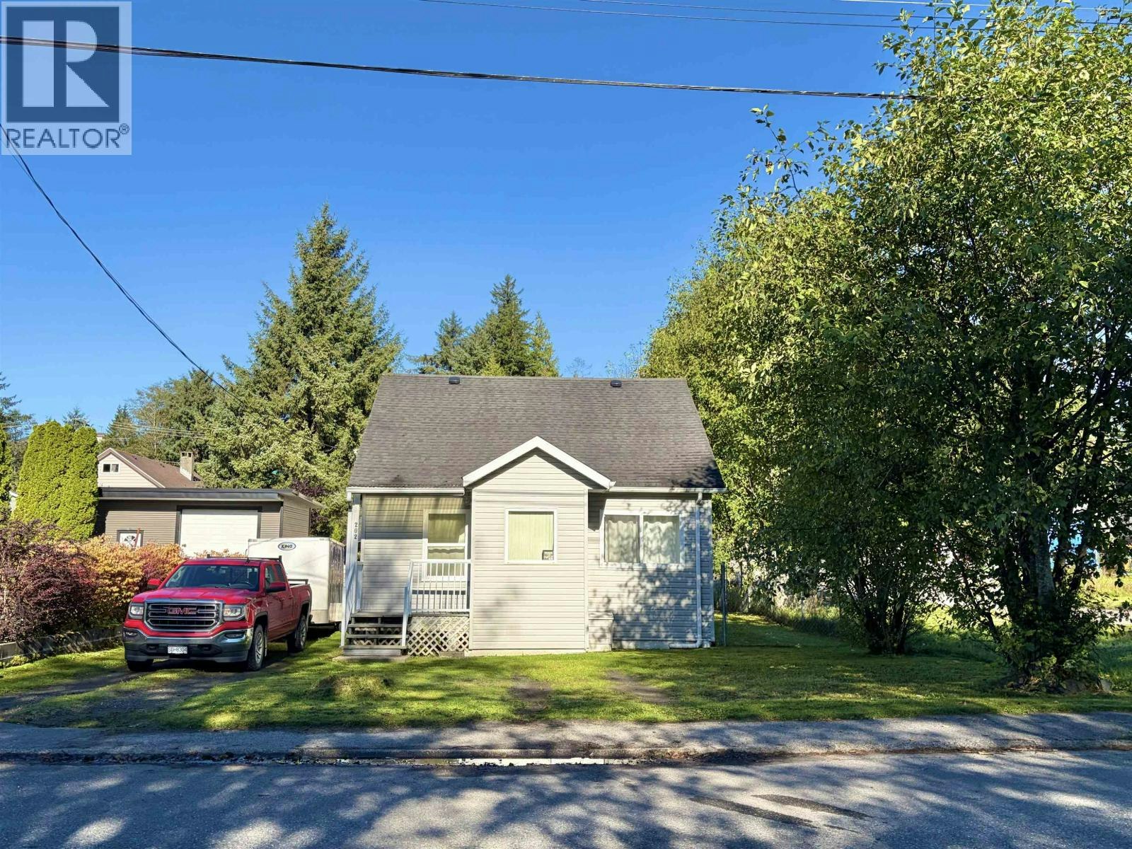 202 W 9th Avenue, Prince Rupert, BC, V8J 2S7