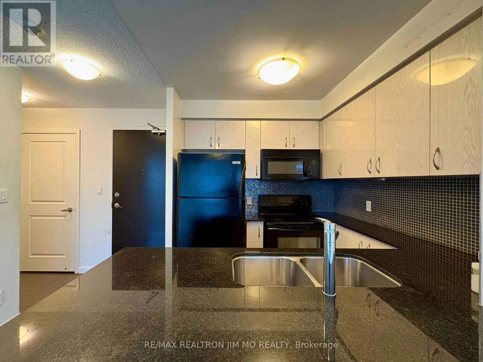 610-5791 Yonge Street, Toronto, ON, M2M 0A8 - 11
