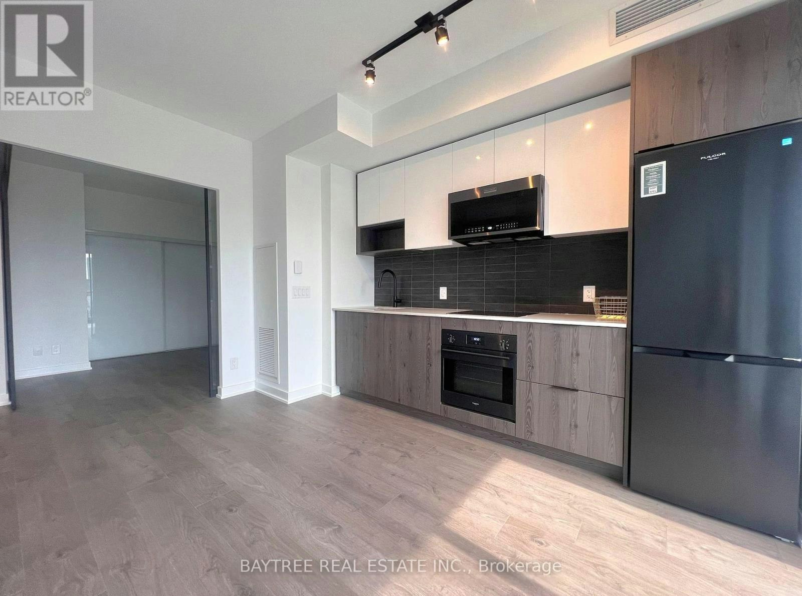 1607-5 Defries Street, Toronto, ON, M5A 3R4