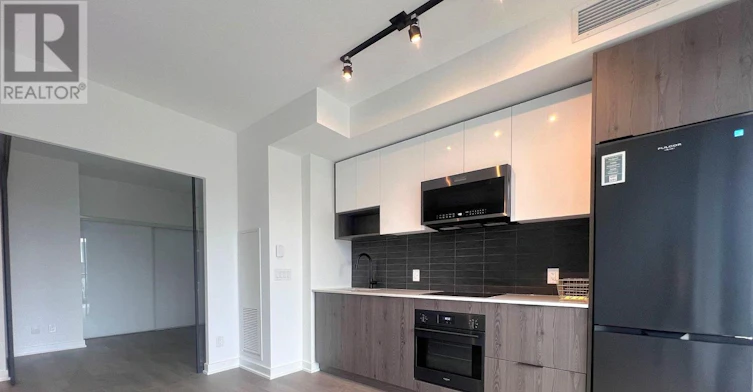 1607-5 Defries Street, Toronto, ON, M5A 3R4