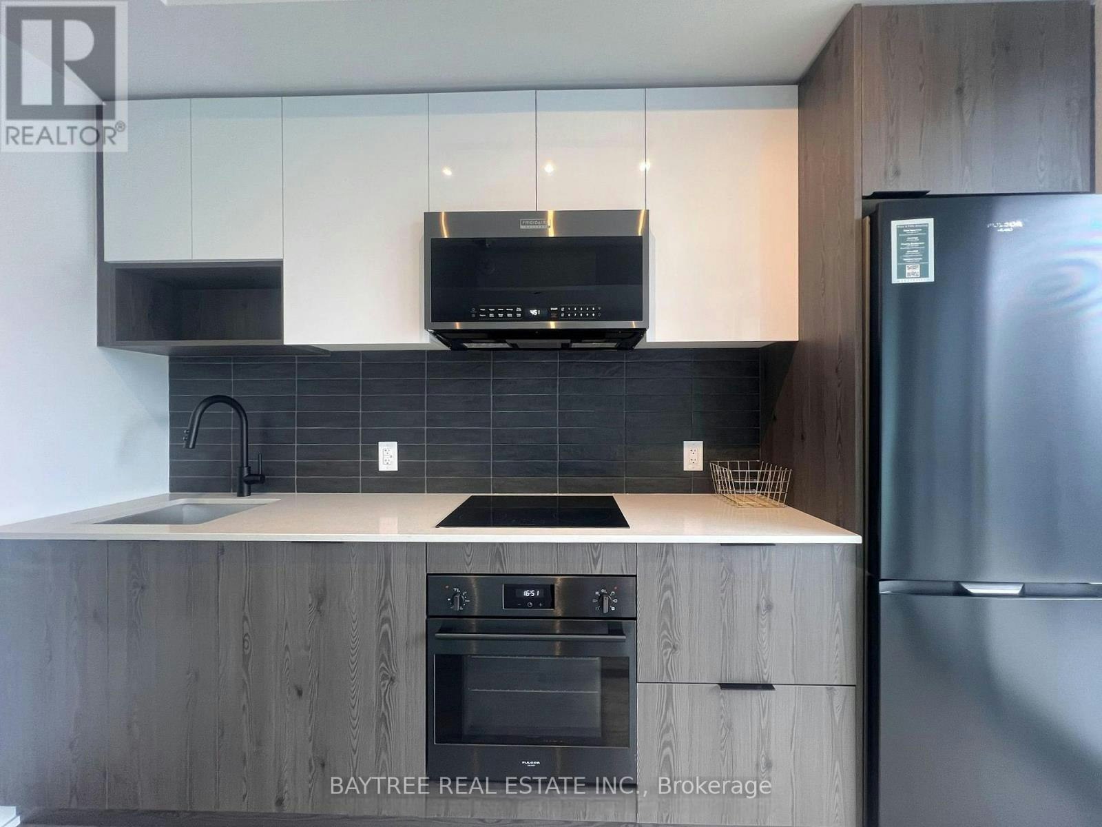 1607-5 Defries Street, Toronto, ON, M5A 3R4 - 2