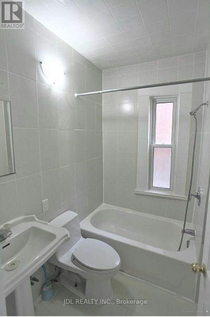 FLOOR-ONE 298 Bedroom Main Robert St Street, Toronto, ON, M5S 2K8 - 7