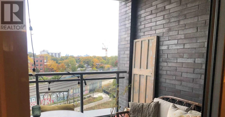 614-20 Minowan Miikan Lane, Toronto, ON, M6J 0E5 - 15