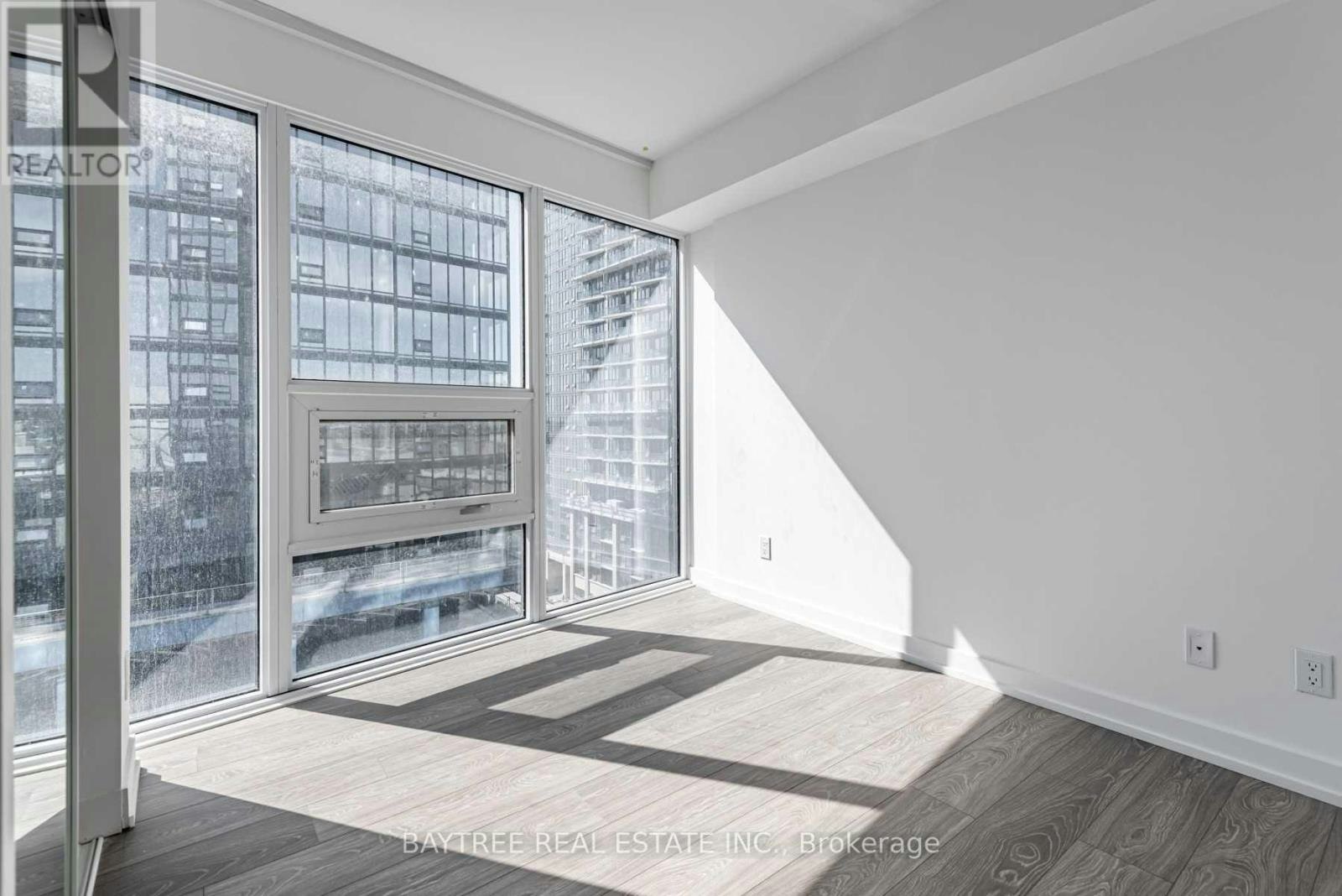 906-19 Western Battery Road, Toronto, ON, M6K 3S4 - 10