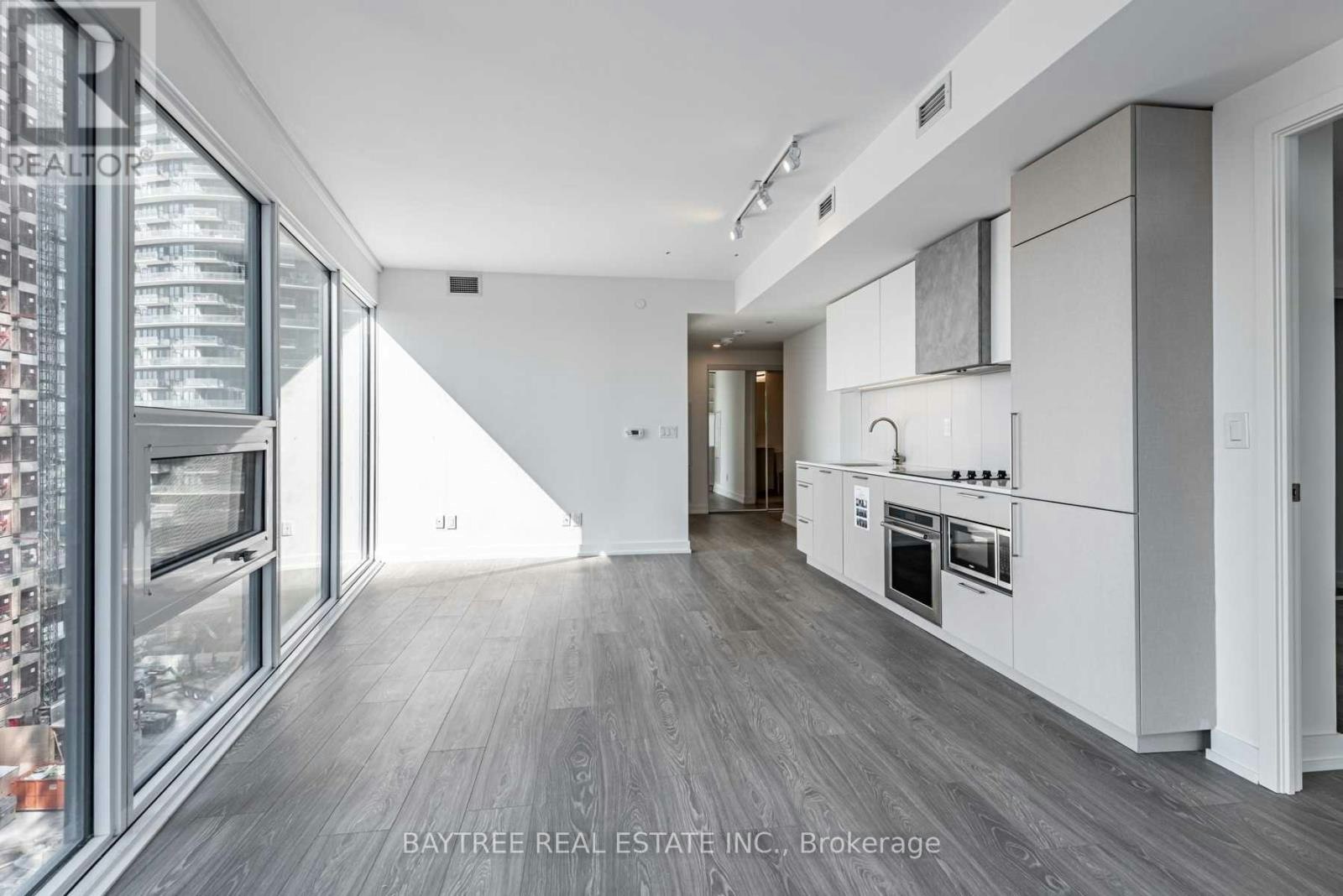 906-19 Western Battery Road, Toronto, ON, M6K 3S4 - 5