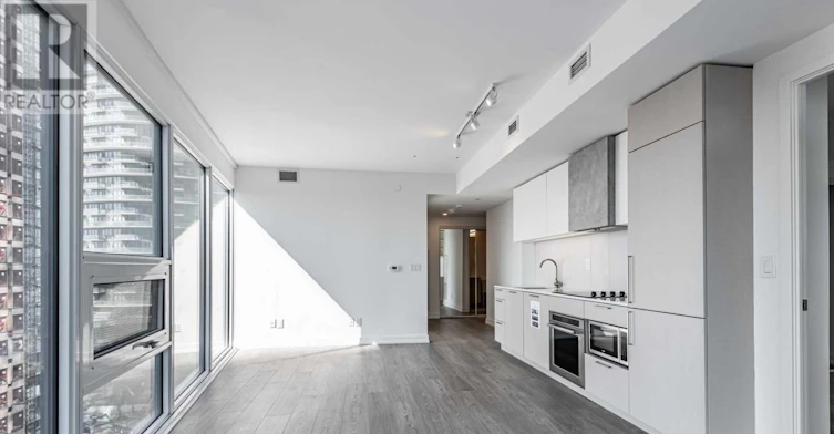 906-19 Western Battery Road, Toronto, ON, M6K 3S4 - 5