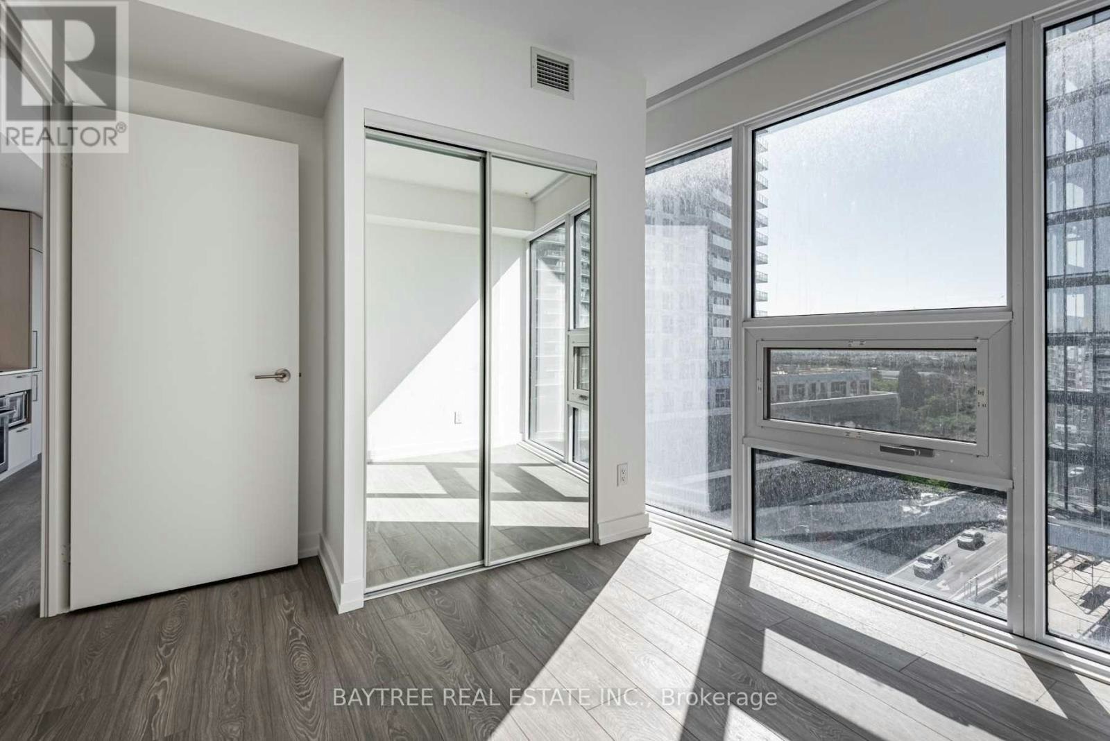 906-19 Western Battery Road, Toronto, ON, M6K 3S4 - 11