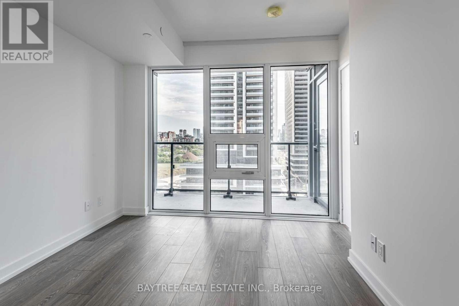 906-19 Western Battery Road, Toronto, ON, M6K 3S4 - 14