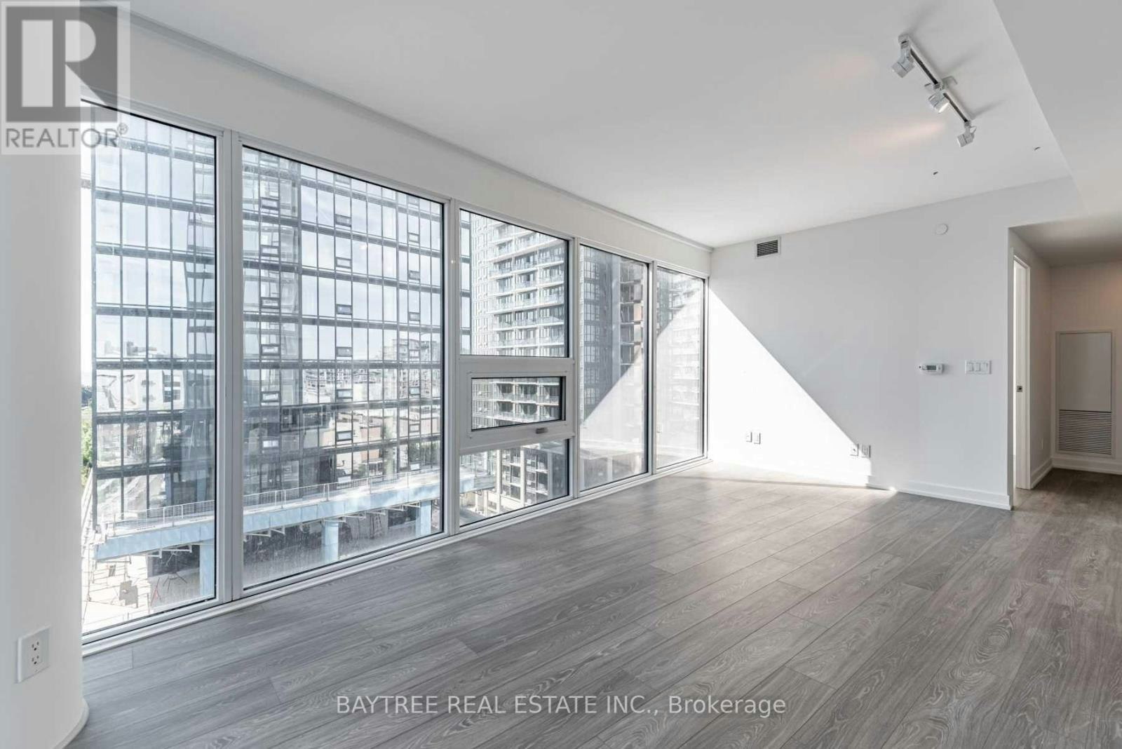 906-19 Western Battery Road, Toronto, ON, M6K 3S4 - 6