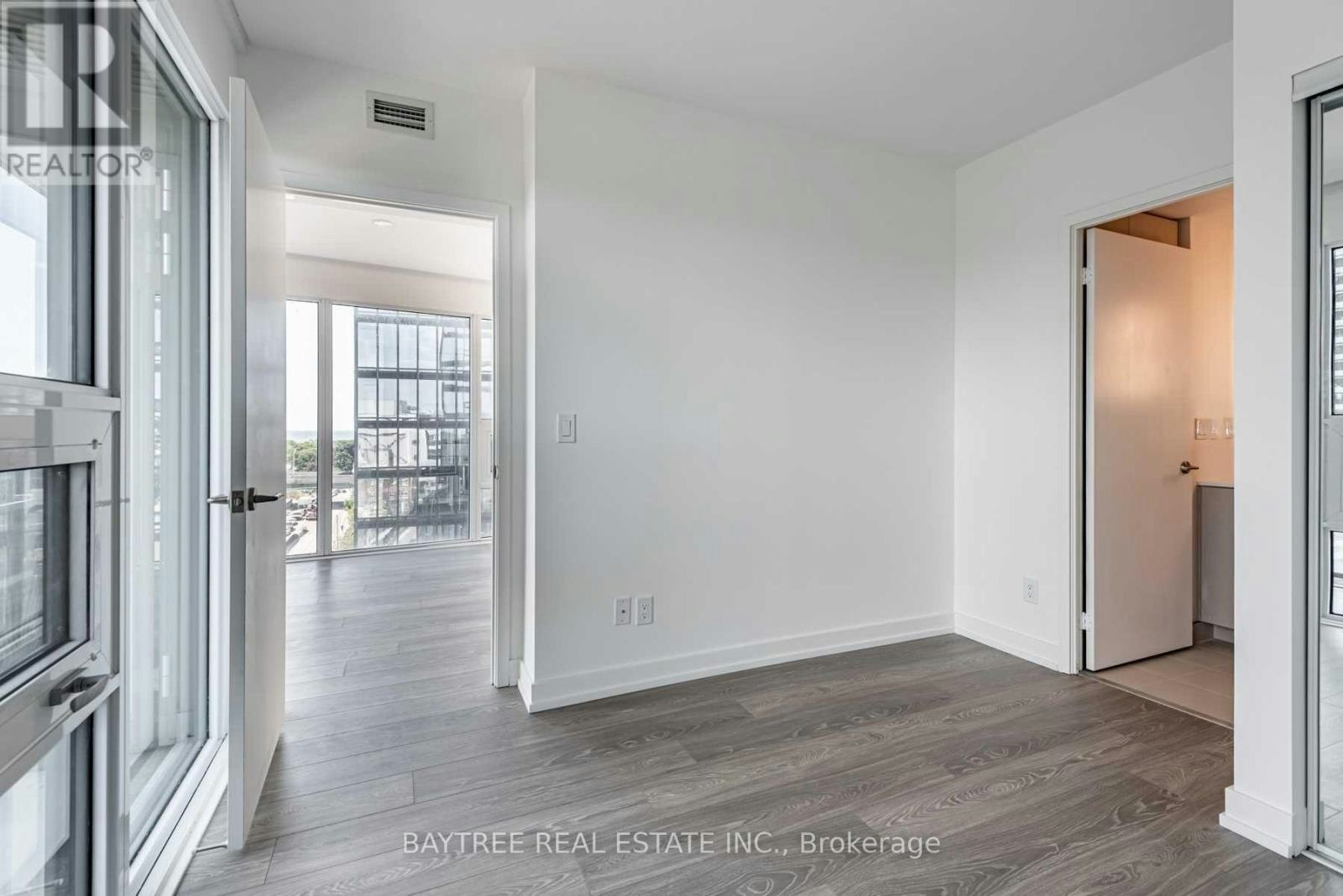 906-19 Western Battery Road, Toronto, ON, M6K 3S4 - 13