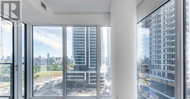 906-19 Western Battery Road, Toronto, ON, M6K 3S4 - 7
