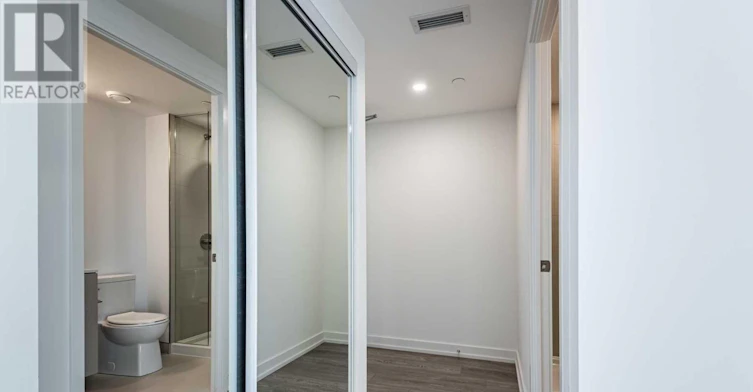 906-19 Western Battery Road, Toronto, ON, M6K 3S4 - 4