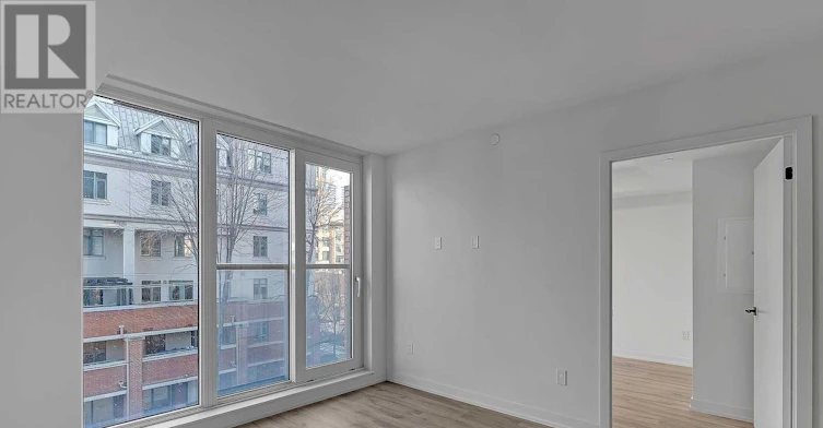 303-2 Augusta Avenue, Toronto, ON, M5V 0T3 - 7