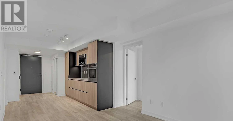 303-2 Augusta Avenue, Toronto, ON, M5V 0T3 - 10