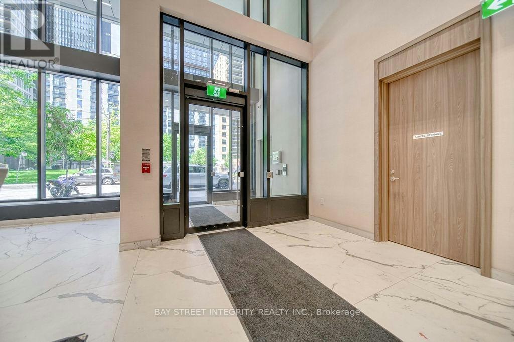 3002-65 Mutual Street, Toronto, ON, M5B 0E5 - 3