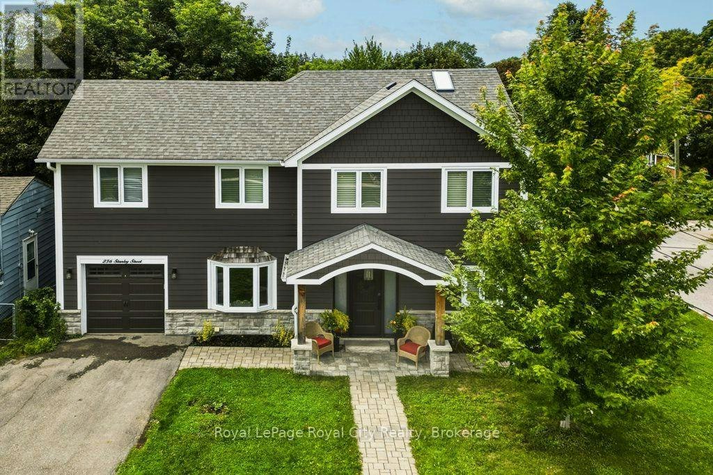 236 Stanley Street, Newmarket, ON, L3Y 4M9