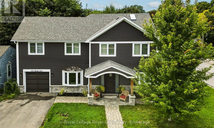 236 Stanley Street
