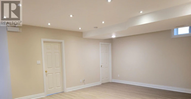 9 August Avenue, Toronto, ON, M1L 3M8 - 12