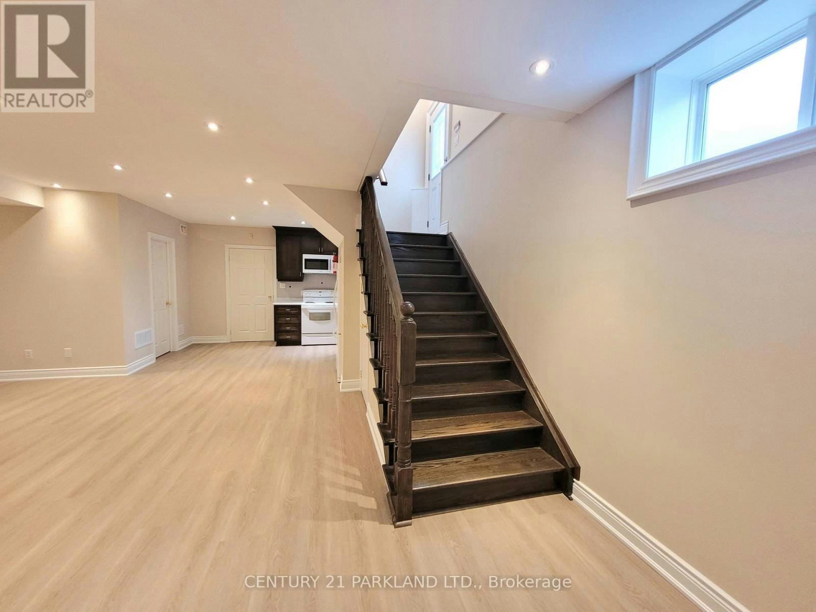 9 August Avenue, Toronto, ON, M1L 3M8 - 5