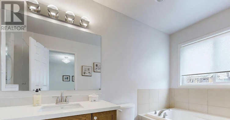 245 Orr Drive, Bradford West Gwillimbury, ON, L3Z 0S3 - 20