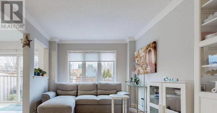 245 Orr Drive, Bradford West Gwillimbury, ON, L3Z 0S3 - 3