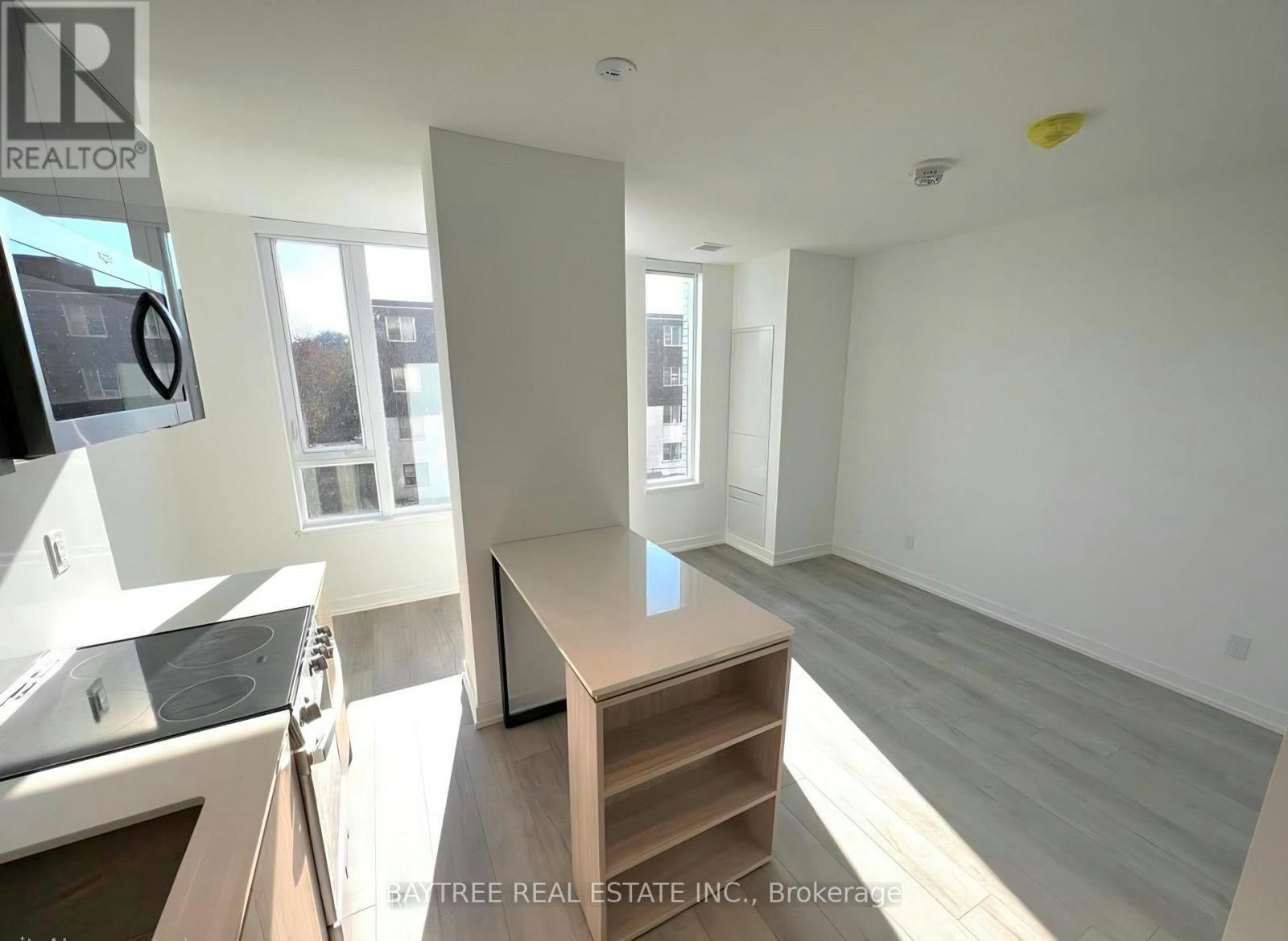 205-11 Maryport Avenue, Toronto, ON, M3M 0E2 - 2
