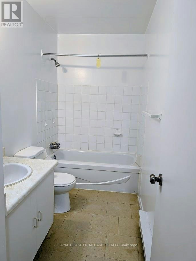 27-1837 Lansdowne Street W, Peterborough, ON, K9K 1R4 - 9