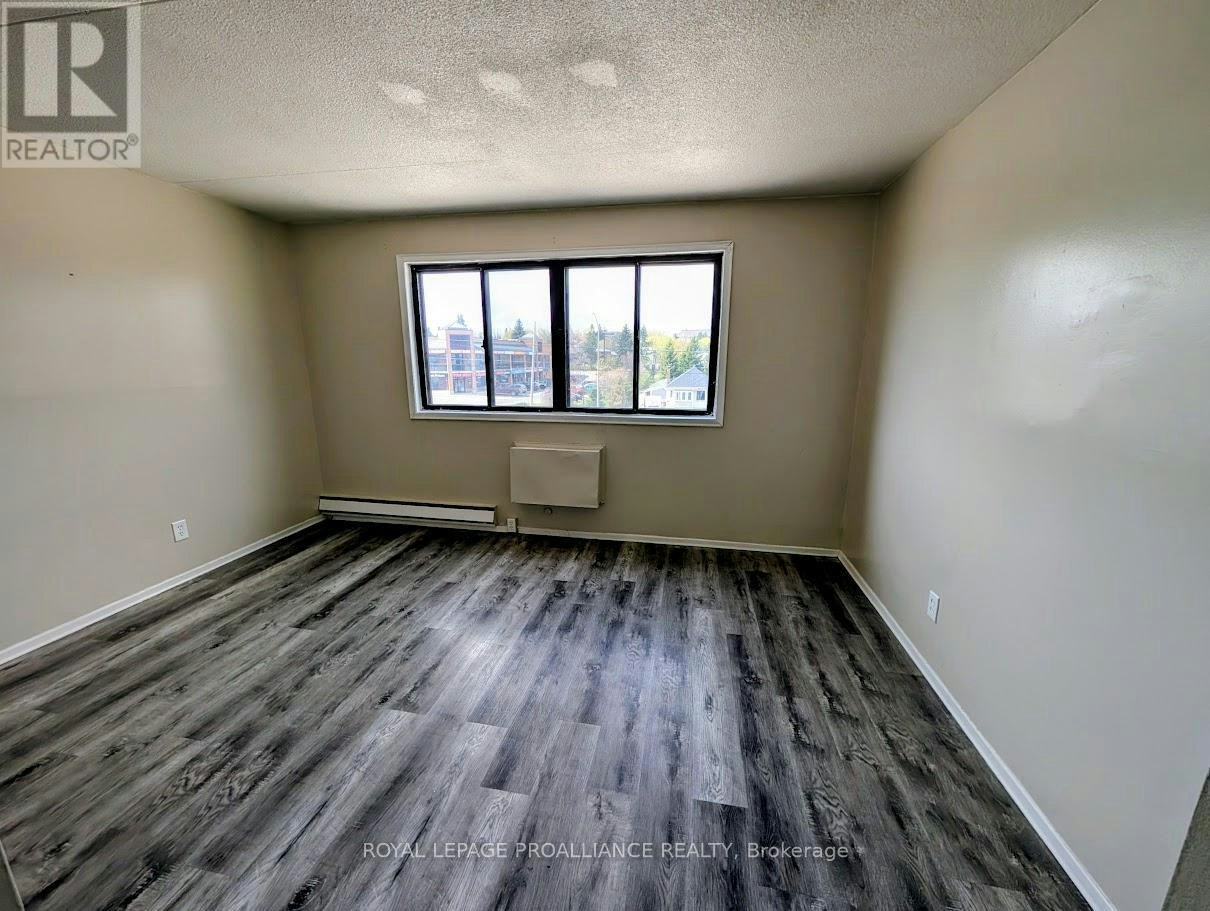 27-1837 Lansdowne Street W, Peterborough, ON, K9K 1R4 - 5