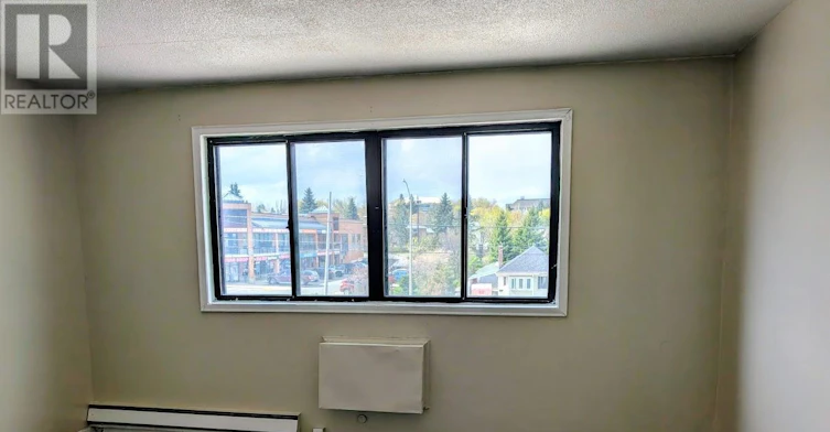 27-1837 Lansdowne Street W, Peterborough, ON, K9K 1R4 - 4