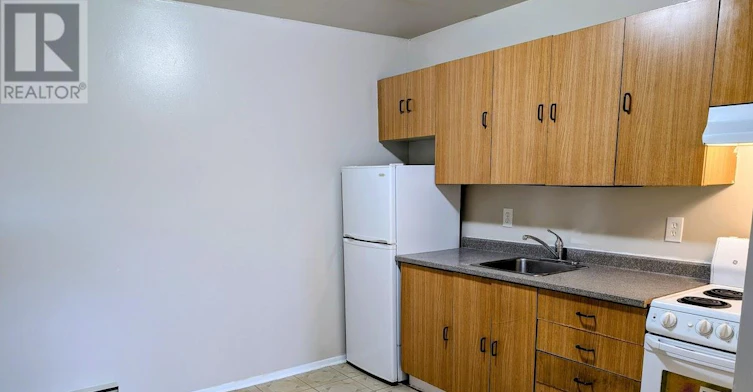27-1837 Lansdowne Street W, Peterborough, ON, K9K 1R4 - 3