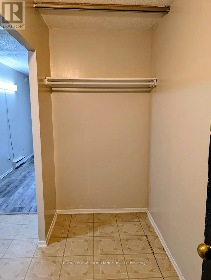 27-1837 Lansdowne Street W, Peterborough, ON, K9K 1R4 - 8