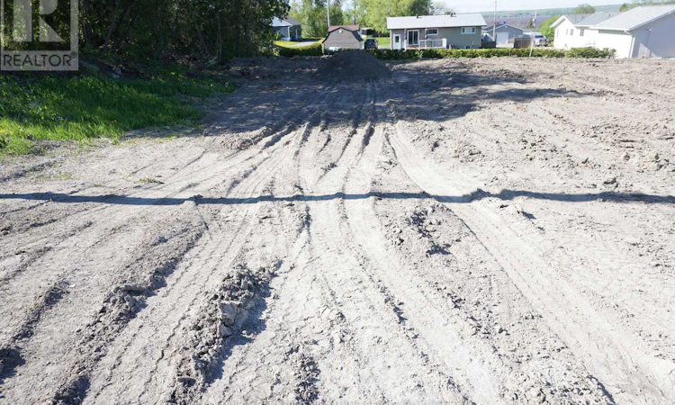 LOT-75 Albert Street