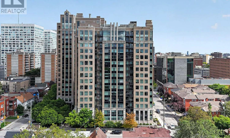 706-245 Kent Street