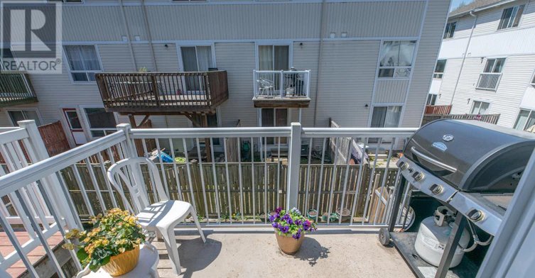 112 Wharhol Private, Ottawa, ON, K2H 1G6 - 17