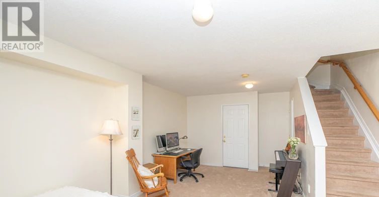 112 Wharhol Private, Ottawa, ON, K2H 1G6 - 32