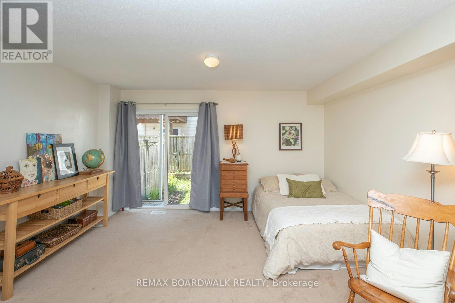 112 Wharhol Private, Ottawa, ON, K2H 1G6 - 31