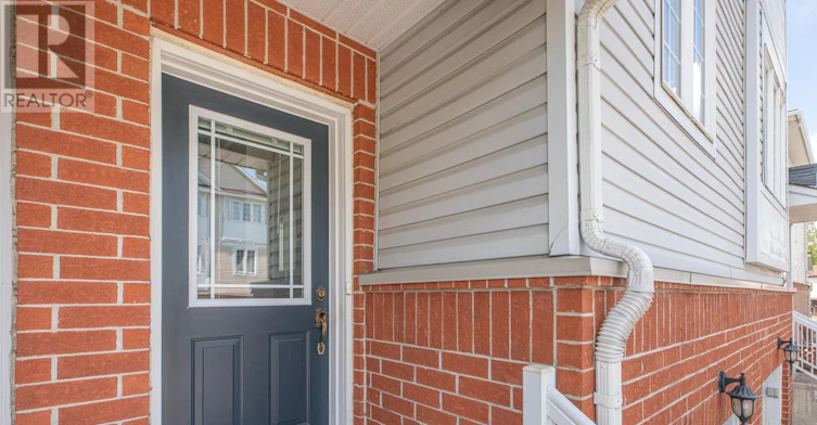 112 Wharhol Private, Ottawa, ON, K2H 1G6 - 2