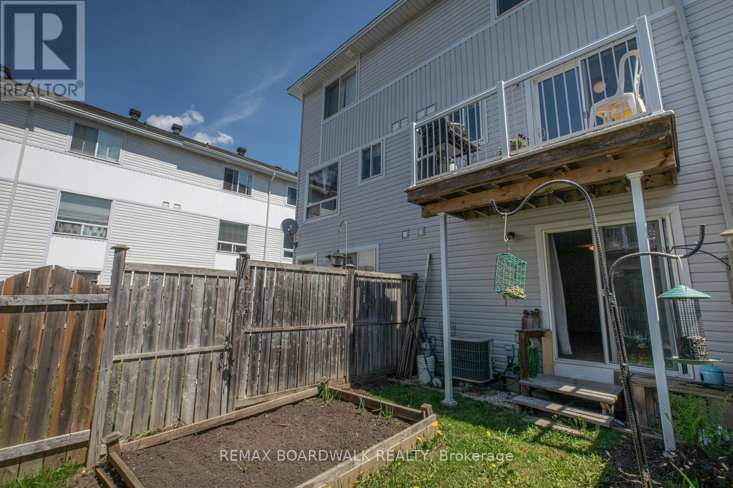 112 Wharhol Private, Ottawa, ON, K2H 1G6 - 36