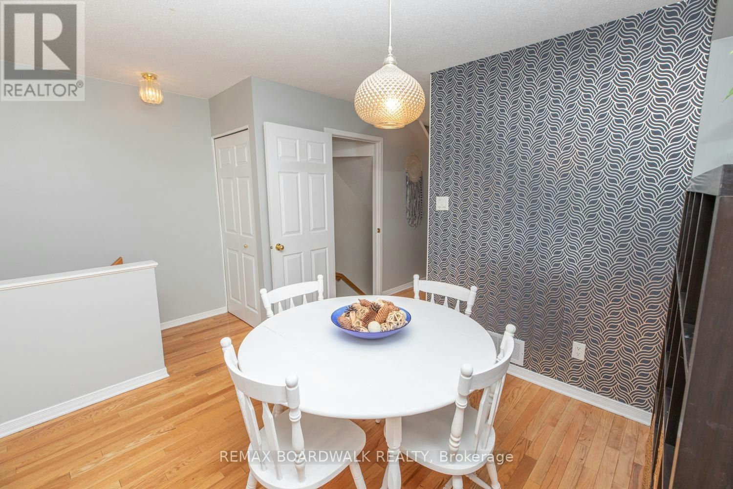 112 Wharhol Private, Ottawa, ON, K2H 1G6 - 9