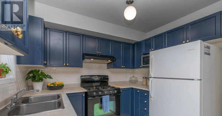 112 Wharhol Private, Ottawa, ON, K2H 1G6 - 15