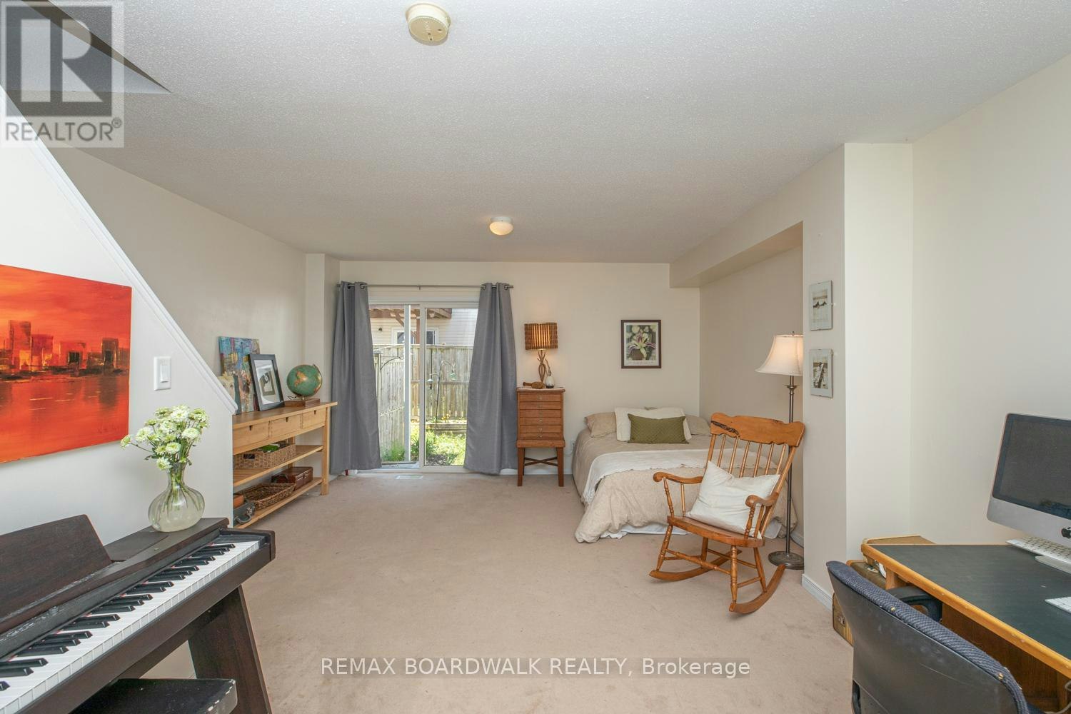 112 Wharhol Private, Ottawa, ON, K2H 1G6 - 30