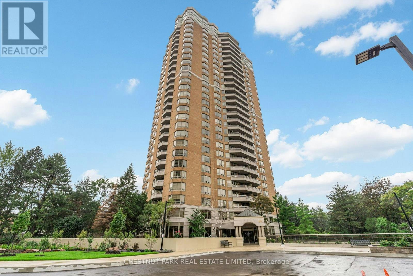 713-89 Skymark Drive, Toronto, ON, M2H 3S6