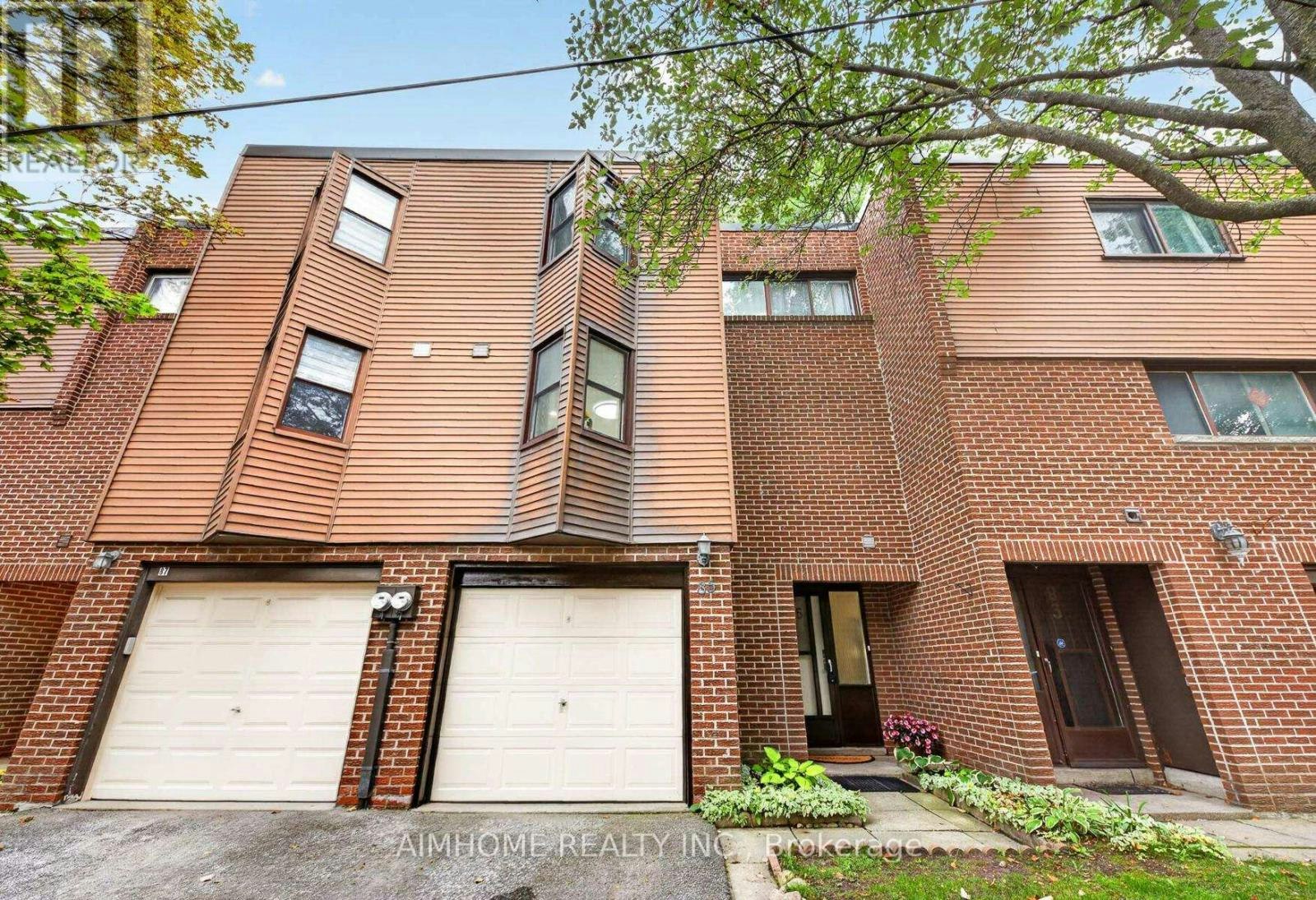 85 Song Meadoway, Toronto, ON, M2H 2T9